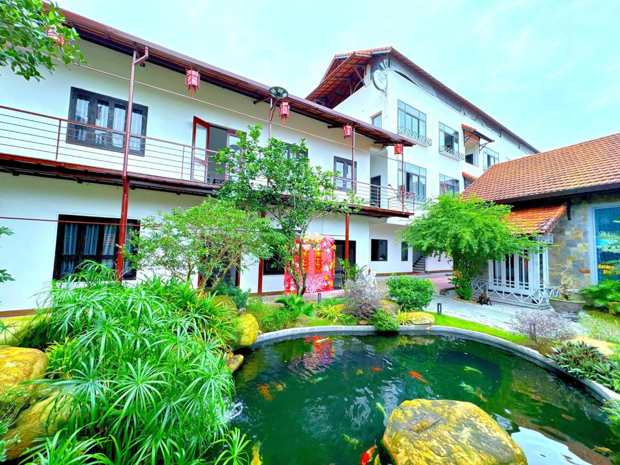 Golden Star Villa Hue Esterno foto