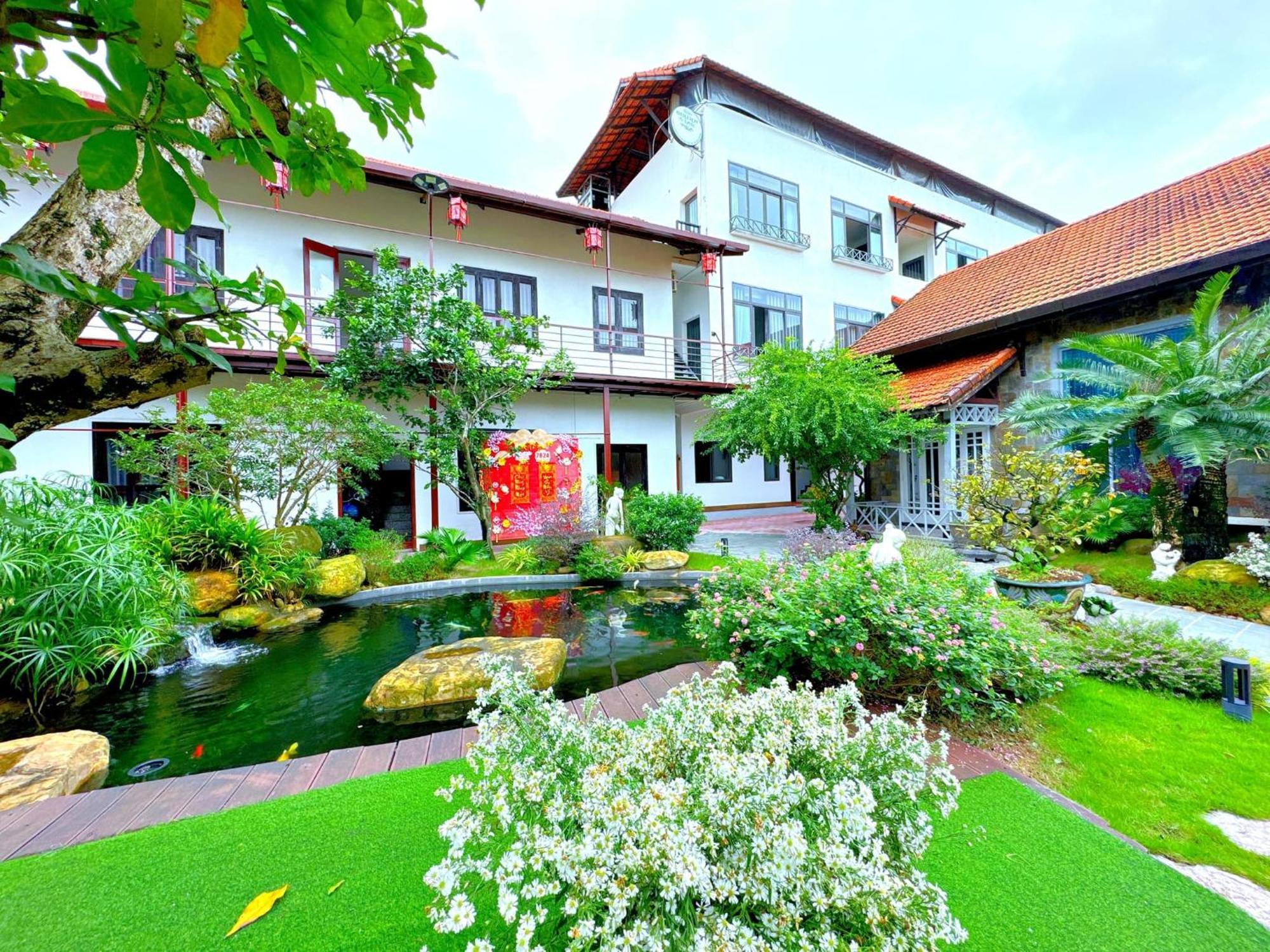 Golden Star Villa Hue Esterno foto